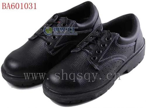 嚴(yán)苛安全與細(xì)節(jié)舒適兼顧 探索職業(yè)防護(hù)鞋選購(gòu)的科學(xué)角度
